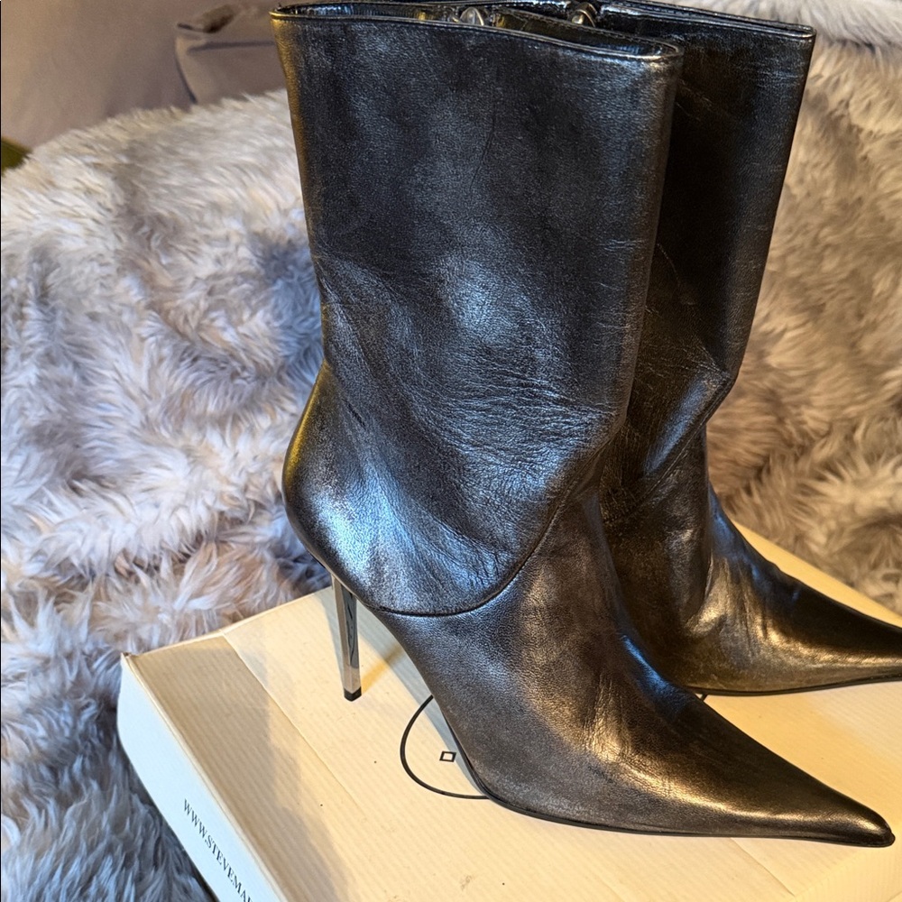Steve Madden Shiny Black Heeled Boots